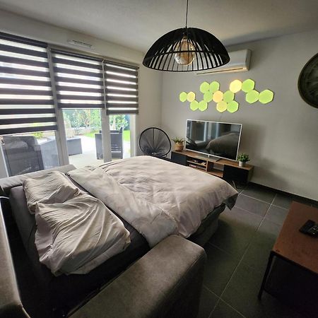 Апартаменты Proche Avignon Centre, Jardin & Climatisation 4Pers Экстерьер фото