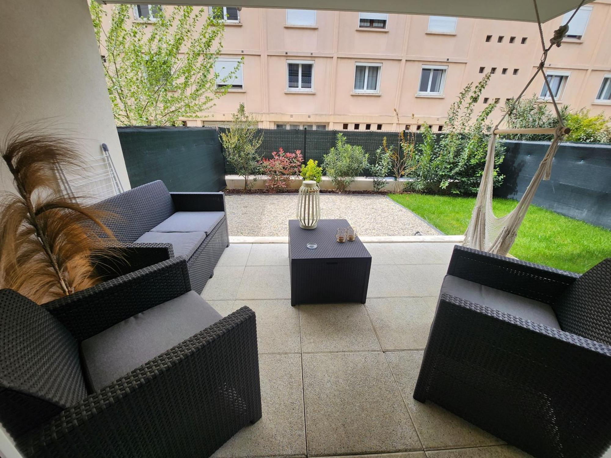 Апартаменты Proche Avignon Centre, Jardin & Climatisation 4Pers Экстерьер фото