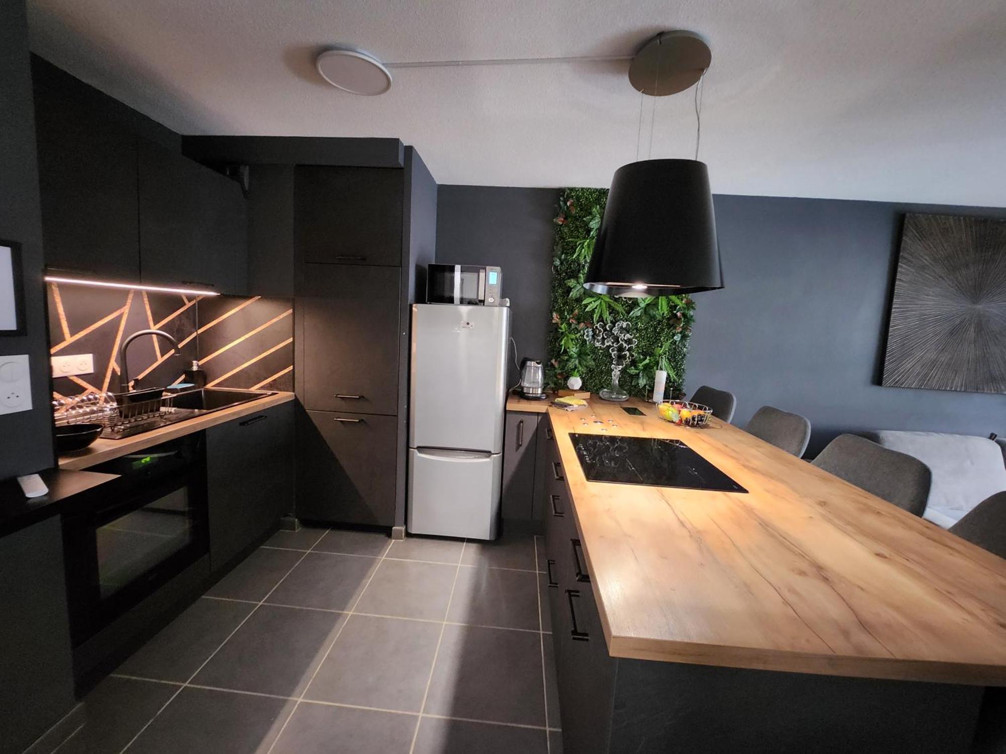 Апартаменты Proche Avignon Centre, Jardin & Climatisation 4Pers Экстерьер фото
